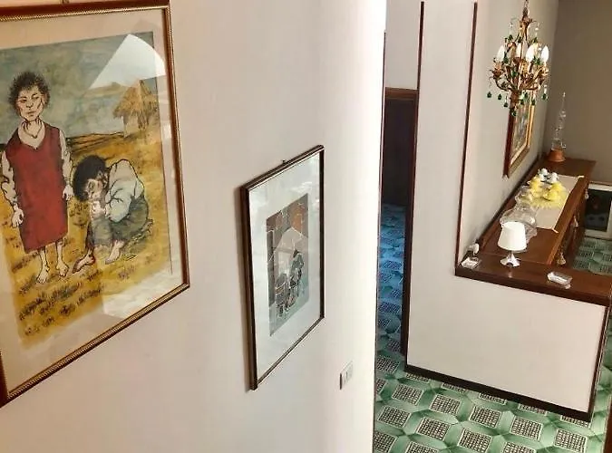 فندق مبيت وإفطار Amendola باري